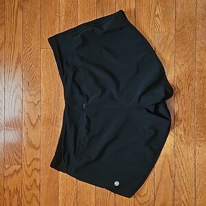 Lululemon Short. Size 8